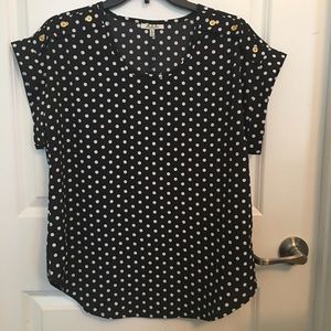 MPH Collection Women’s Black and White Large Top